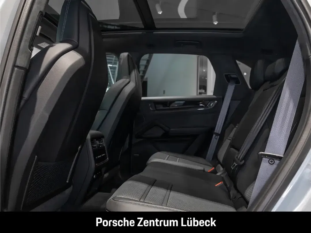 Porsche Cayenne - Thumbnail 7