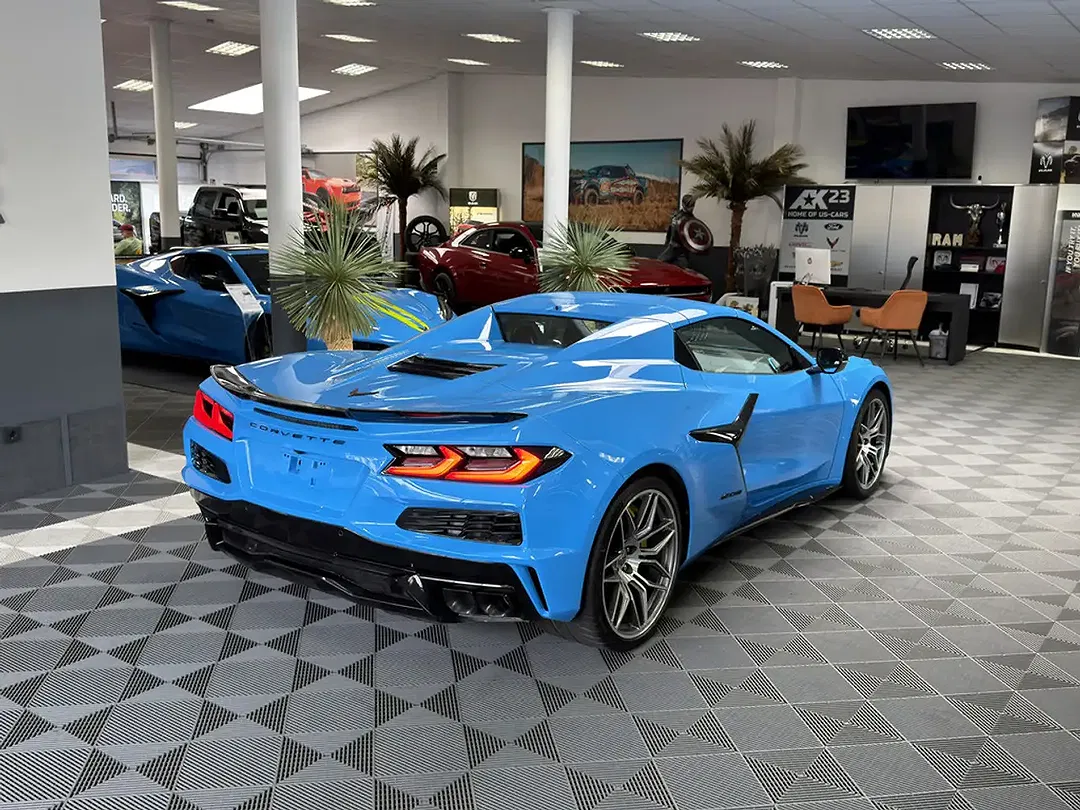 Corvette Z06 - Thumbnail 10