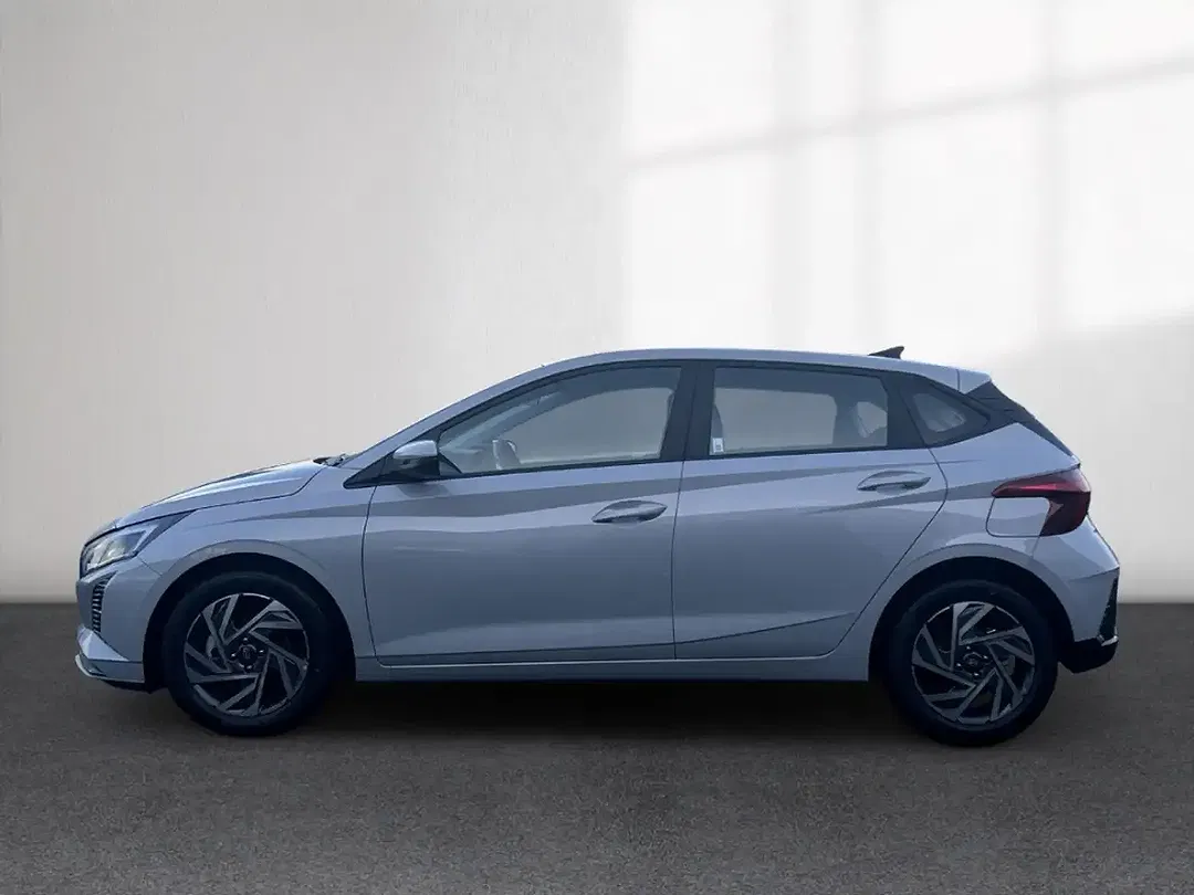 Hyundai i20 - Thumbnail 2