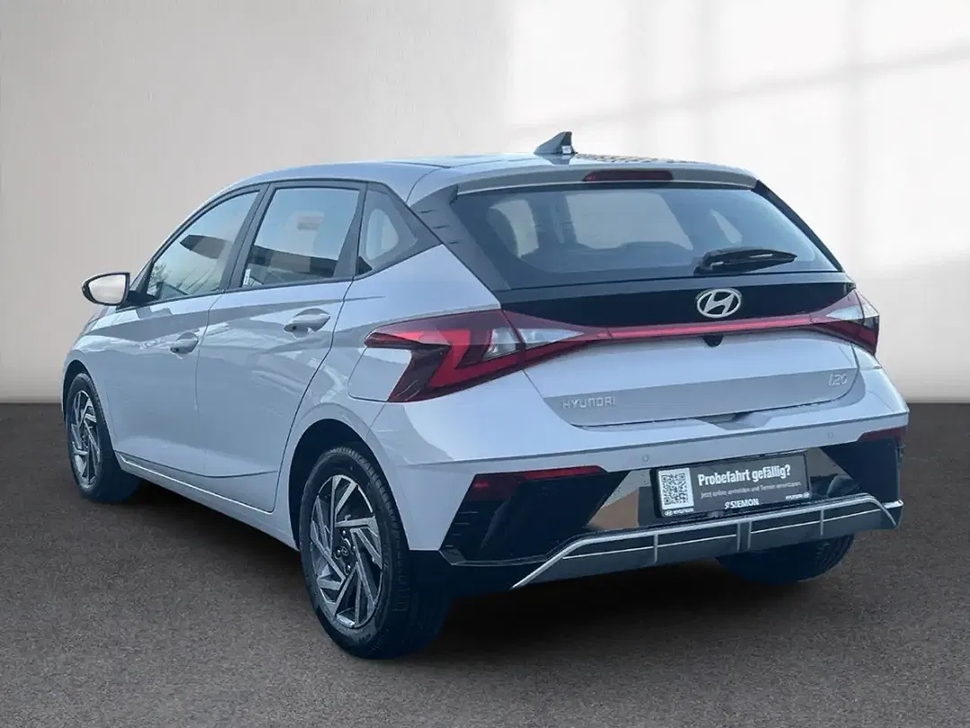 Hyundai i20 - Thumbnail 3