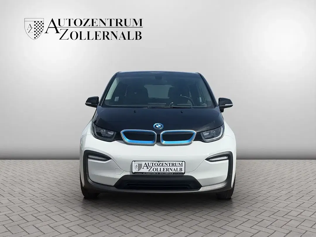 BMW i3 - Thumbnail 2