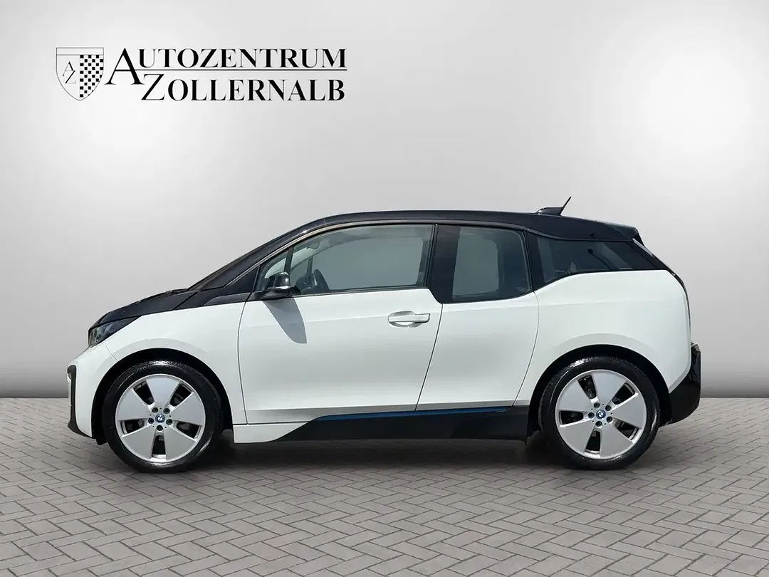 BMW i3 - Thumbnail 3