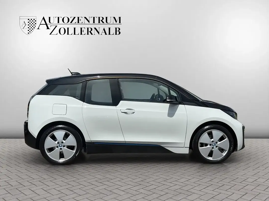 BMW i3 - Thumbnail 7
