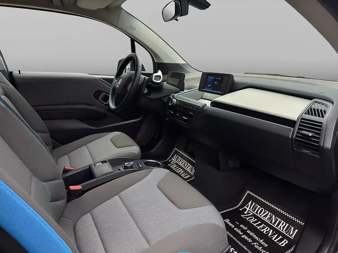BMW i3 - Thumbnail 9
