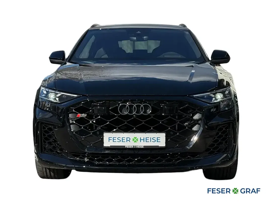 Audi RS Q8 - Thumbnail 1