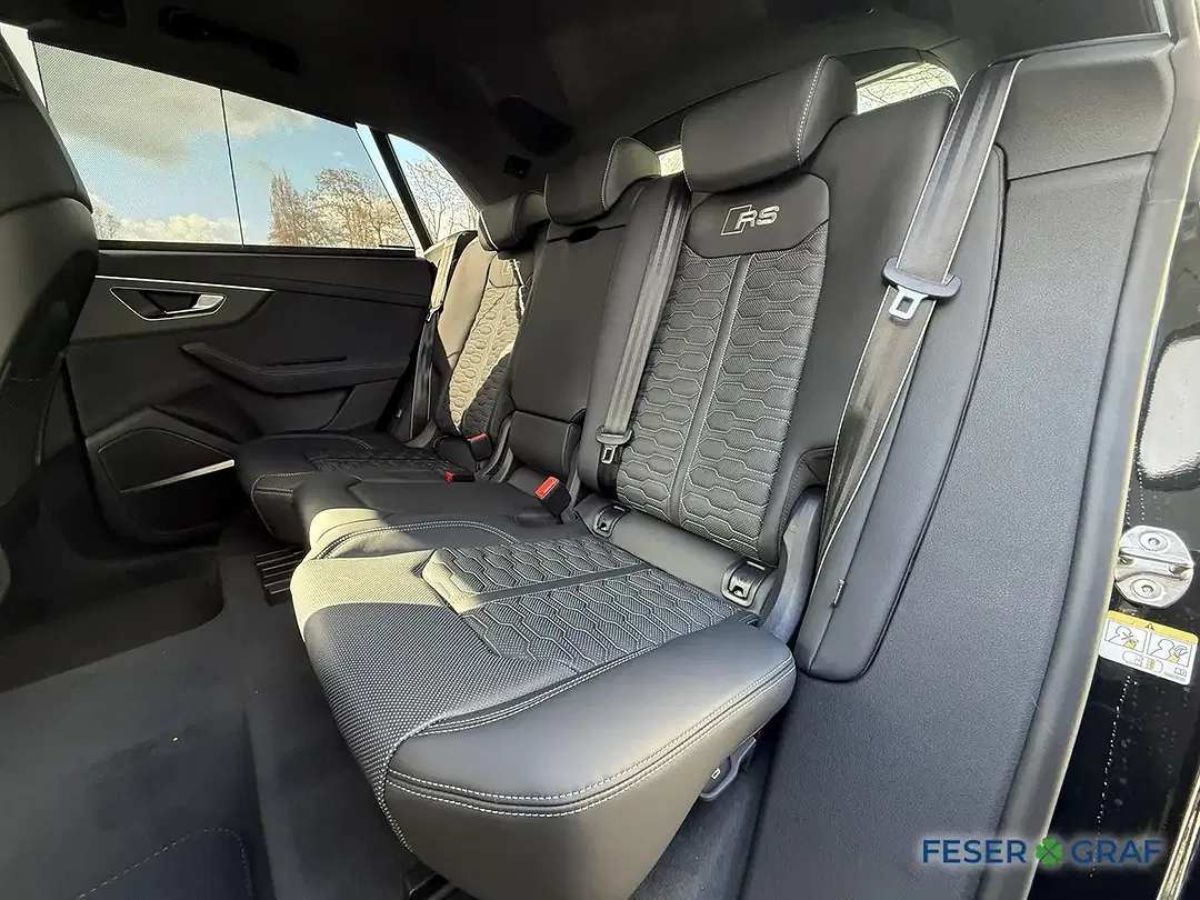 Audi RS Q8 - Thumbnail 8