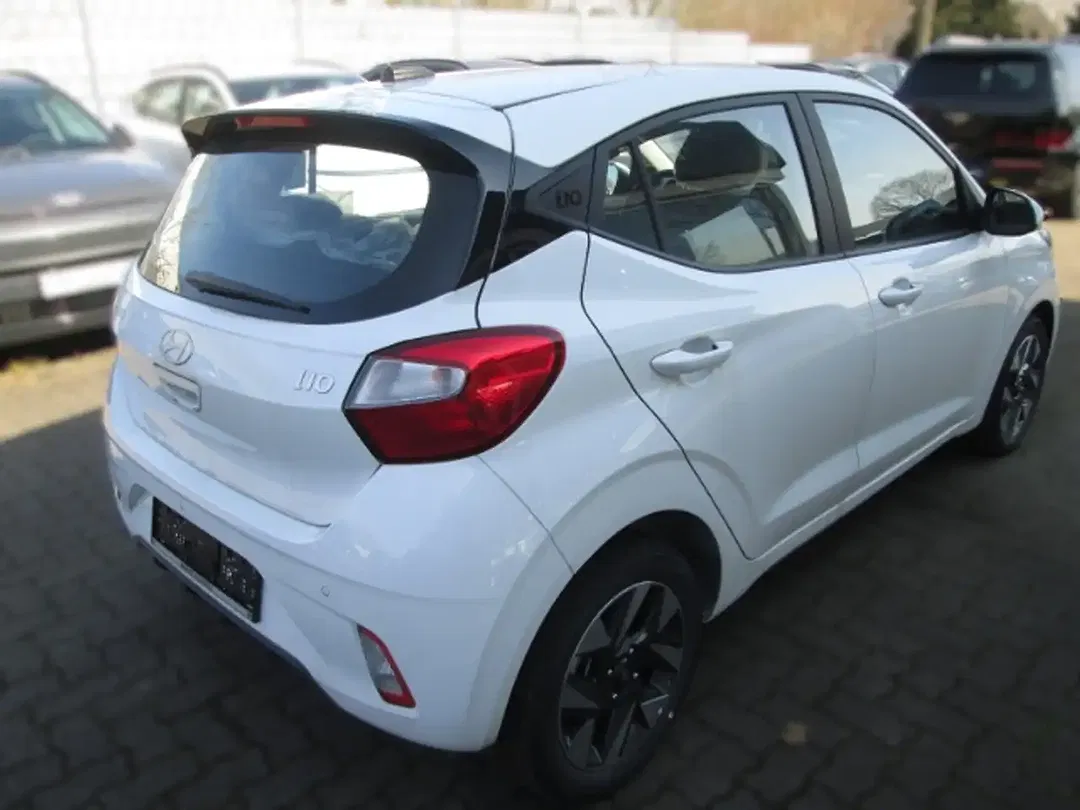 Hyundai i10 - Thumbnail 4