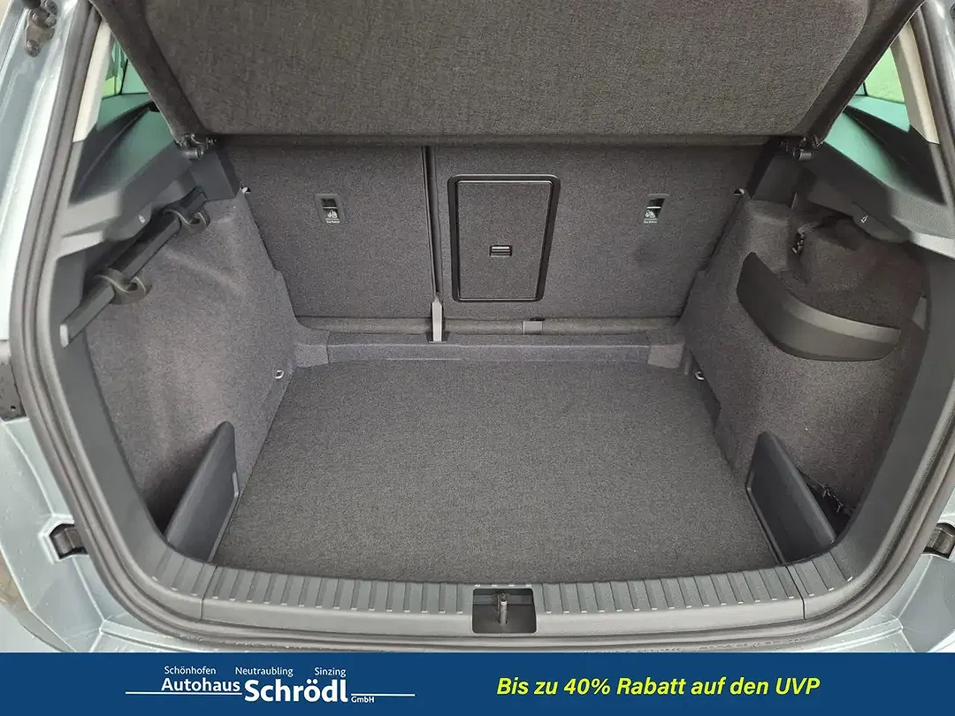 Skoda Karoq - Thumbnail 9