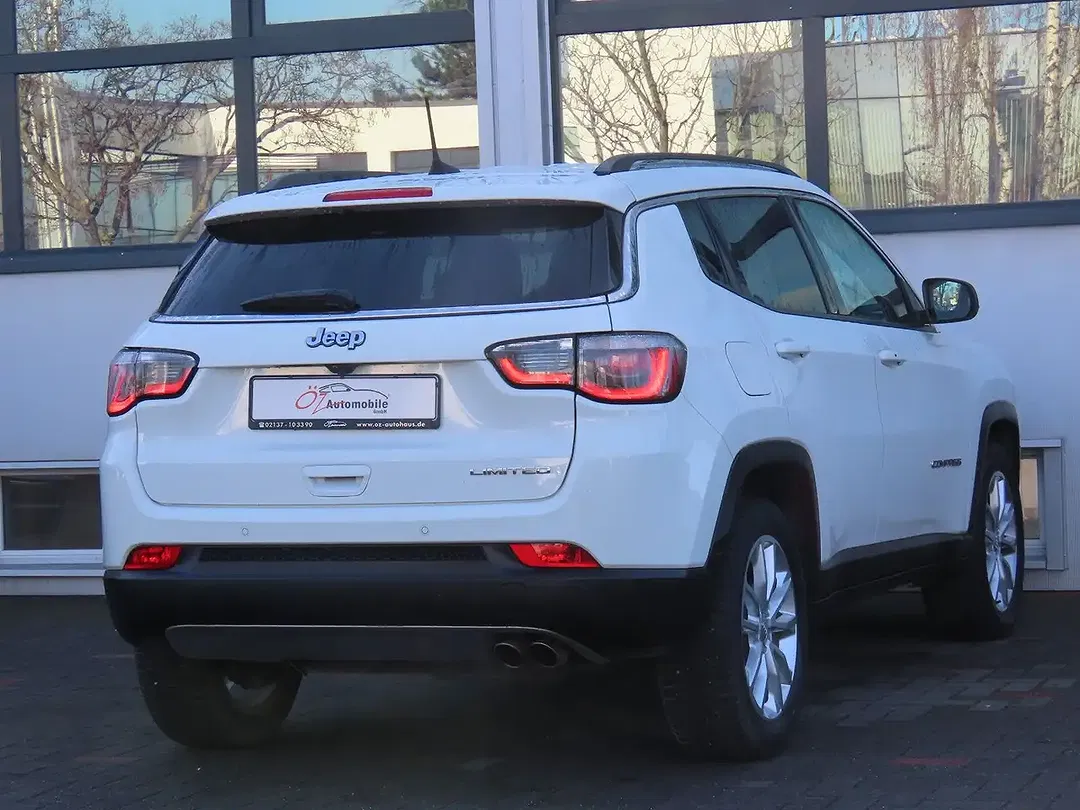 Jeep Compass - Thumbnail 6