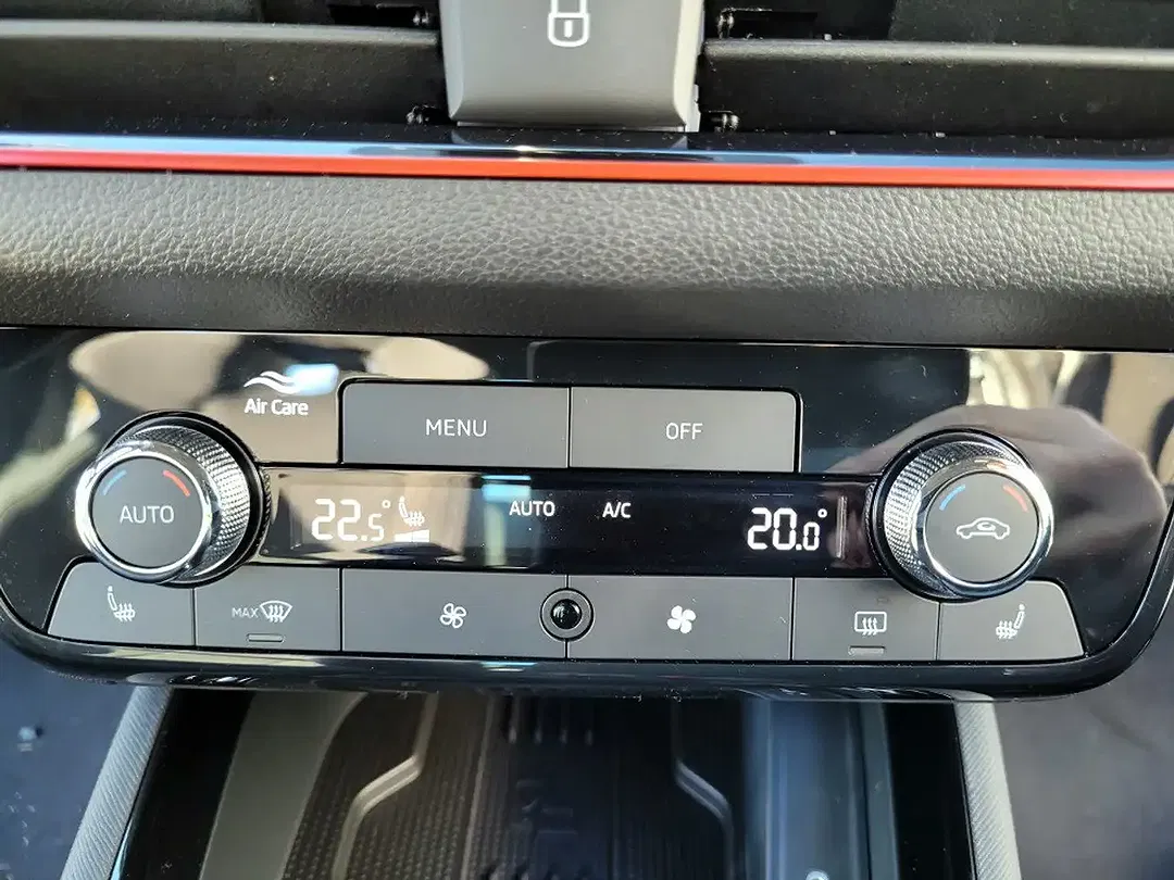 Skoda Kamiq - Thumbnail 17