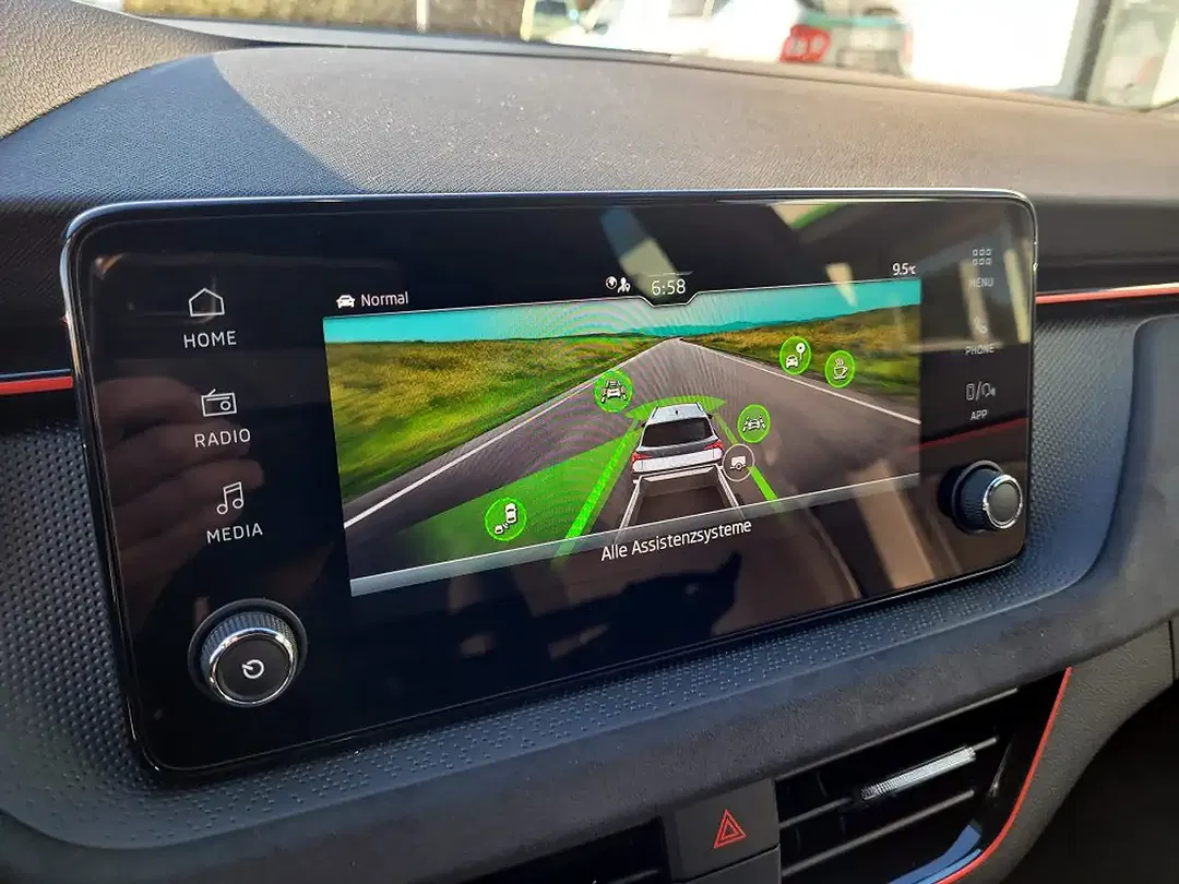 Skoda Kamiq - Thumbnail 20