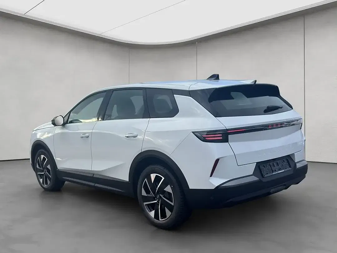 Opel Grandland - Thumbnail 3