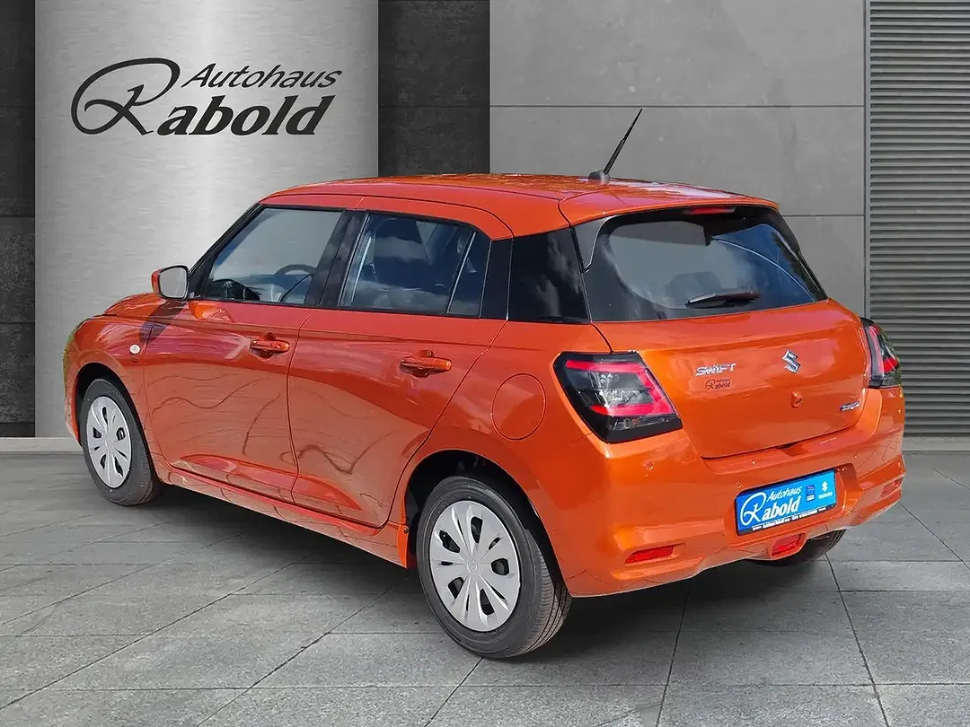 Suzuki Swift - Thumbnail 3