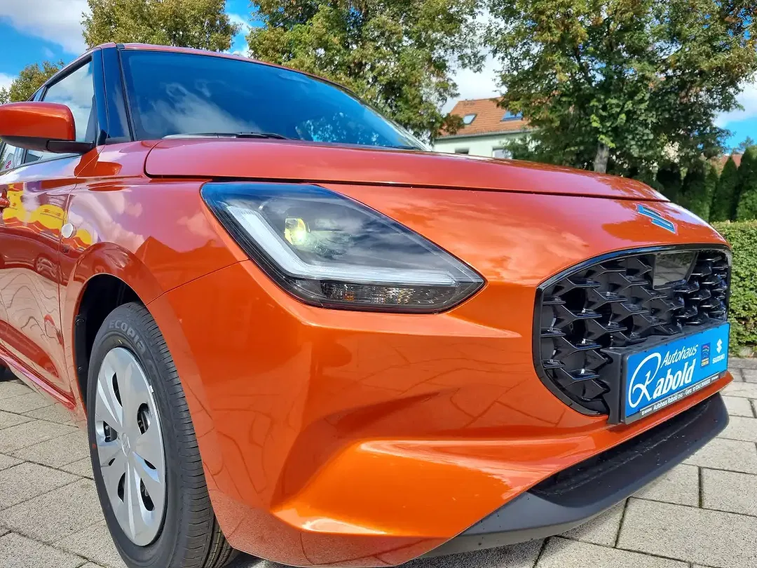 Suzuki Swift - Thumbnail 8