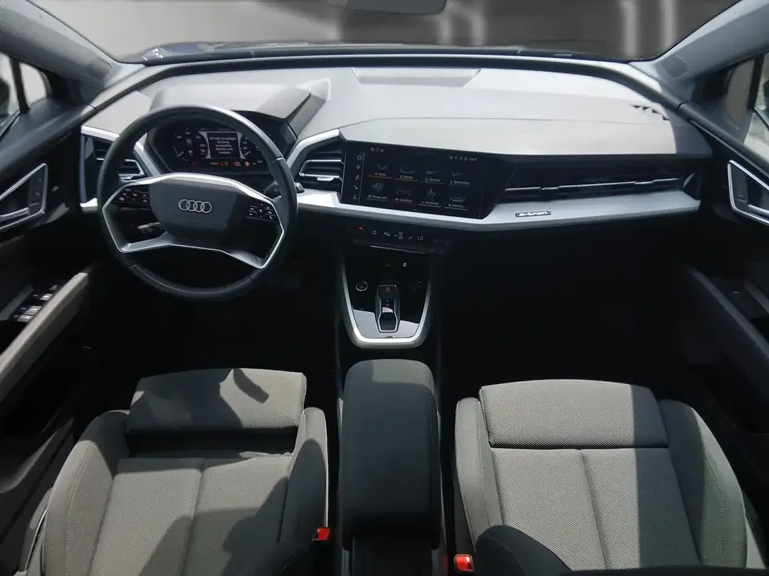 Audi Q4 e-tron - Thumbnail 11