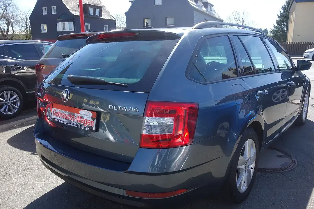 Skoda Octavia - Thumbnail 6
