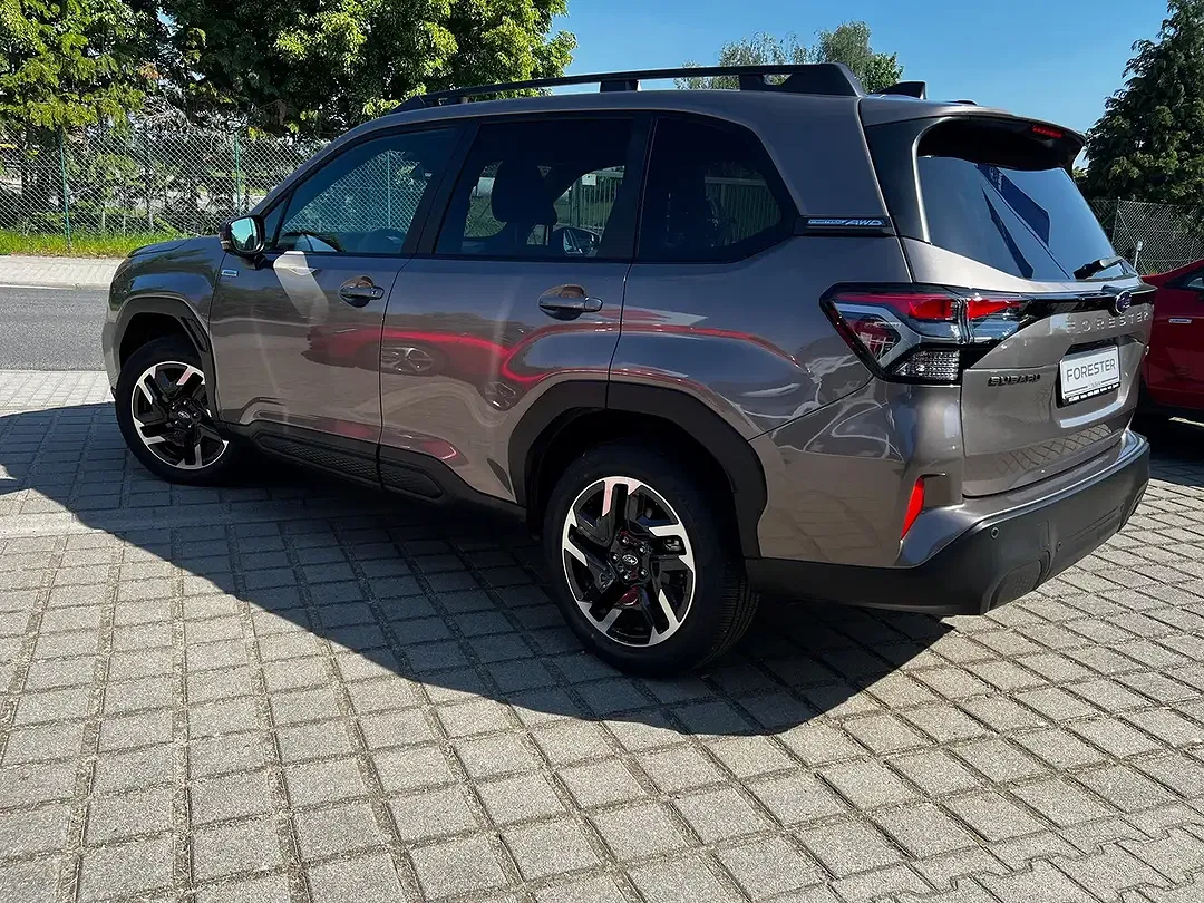 Subaru Forester - Thumbnail 8