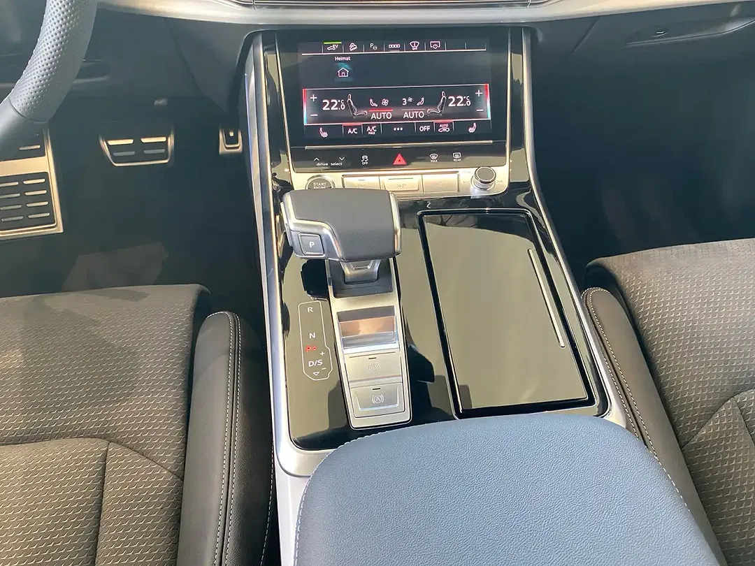 Audi Q8 - Thumbnail 7