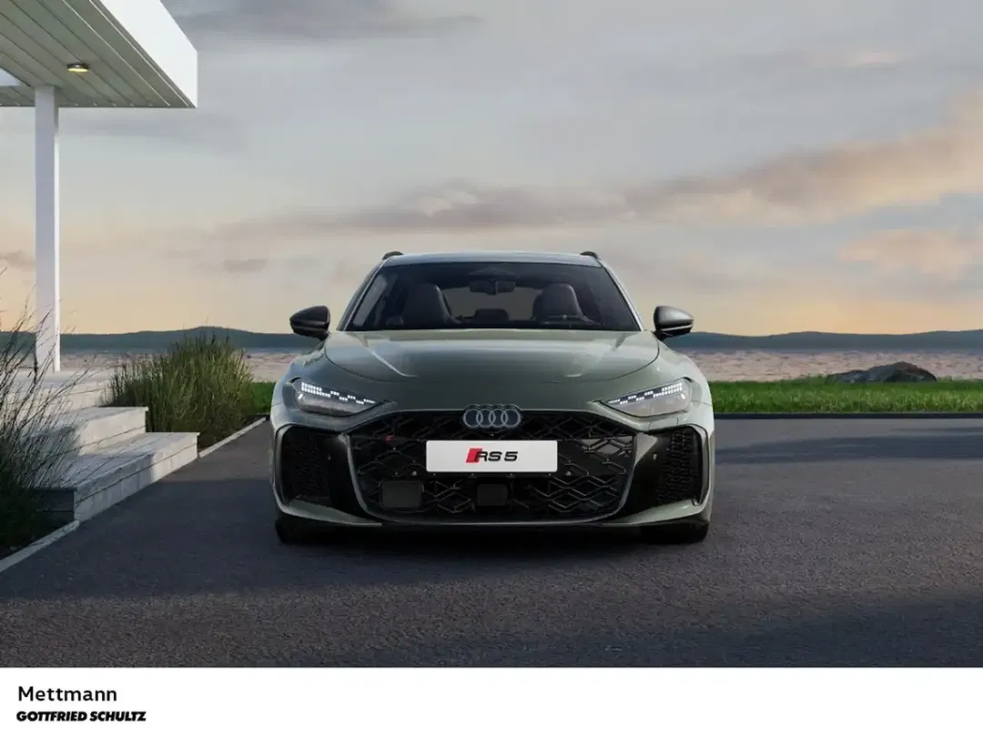 Audi RS5 - Thumbnail 2