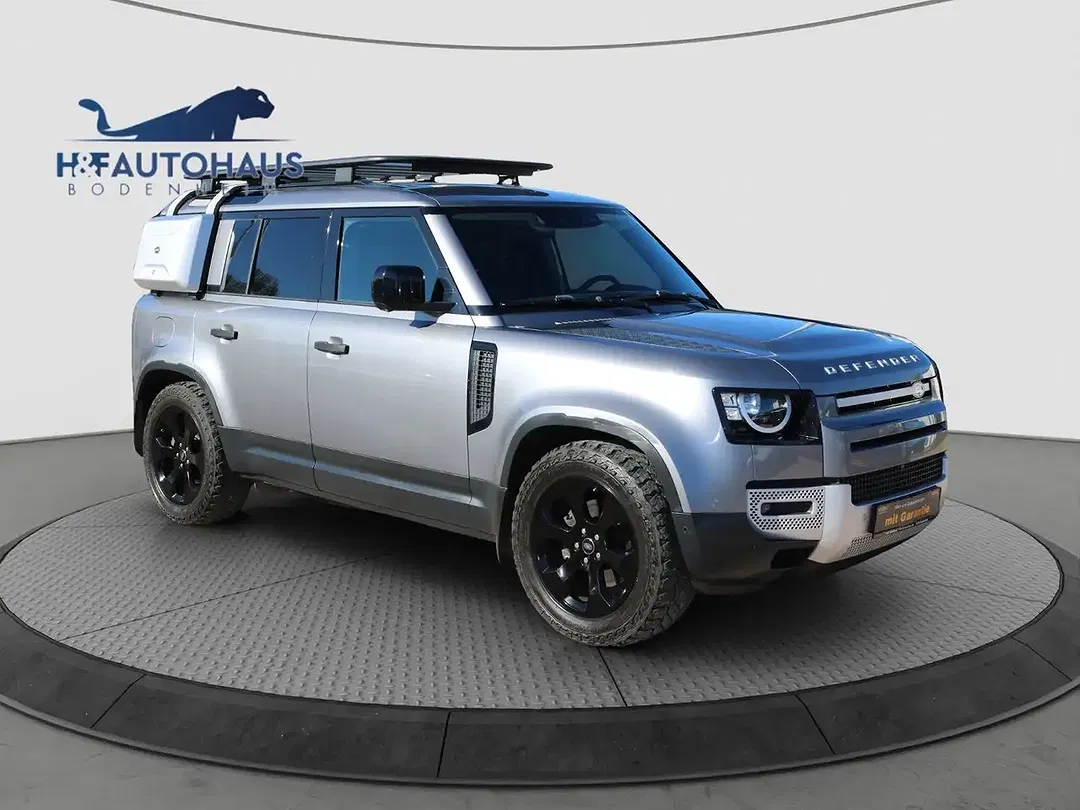 Land Rover Defender - Thumbnail 3