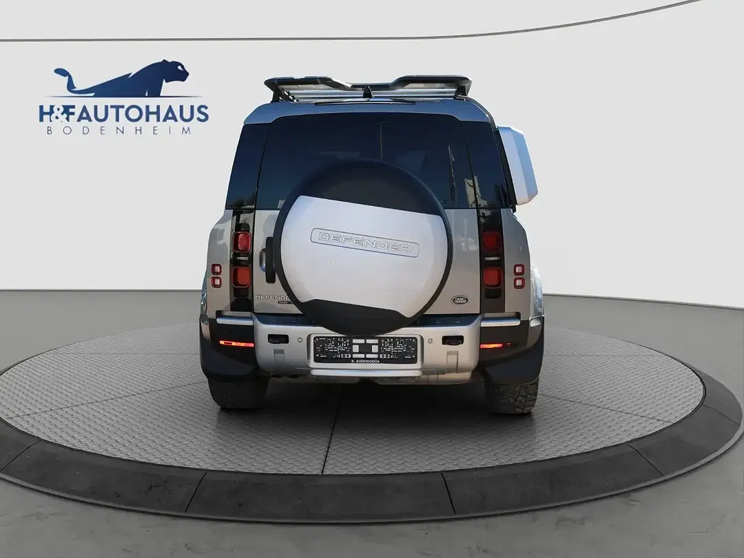 Land Rover Defender - Thumbnail 7