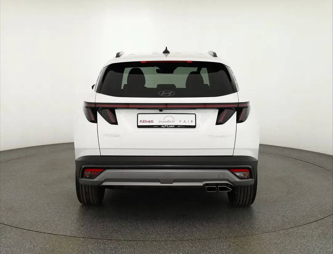 Hyundai TUCSON - Thumbnail 3