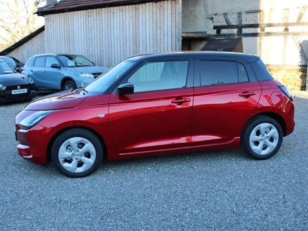 Suzuki Swift - Thumbnail 11
