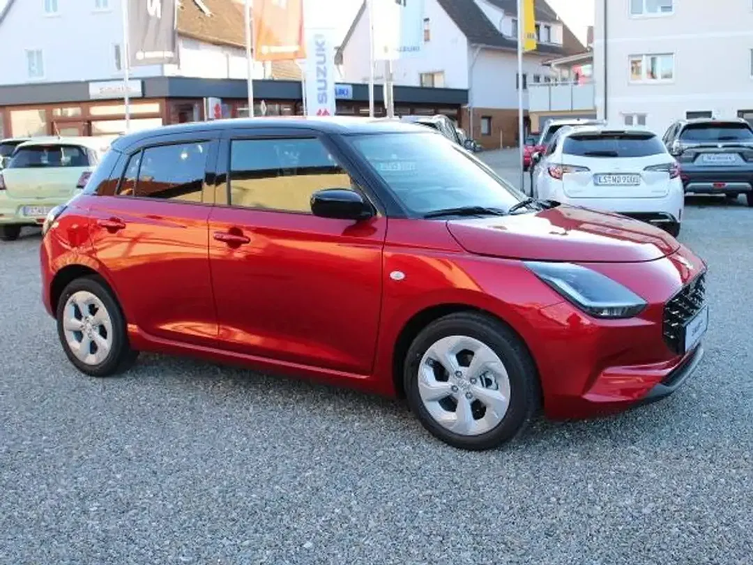Suzuki Swift - Thumbnail 4