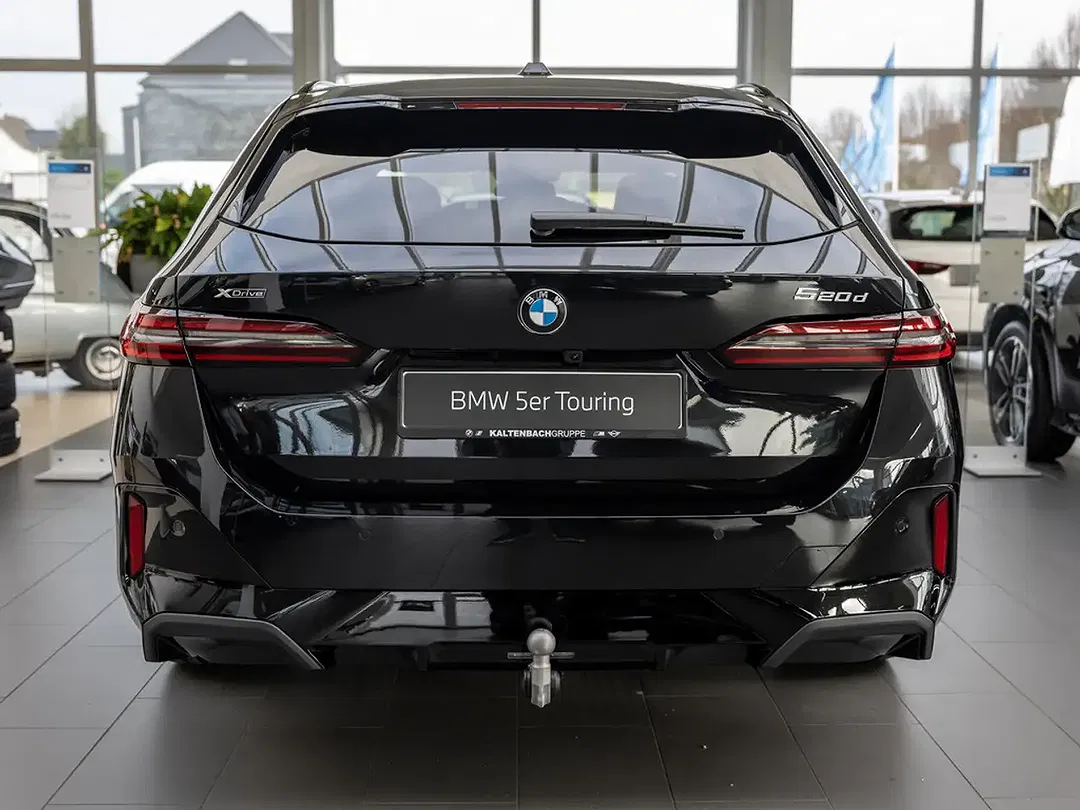 BMW 520 - Thumbnail 5