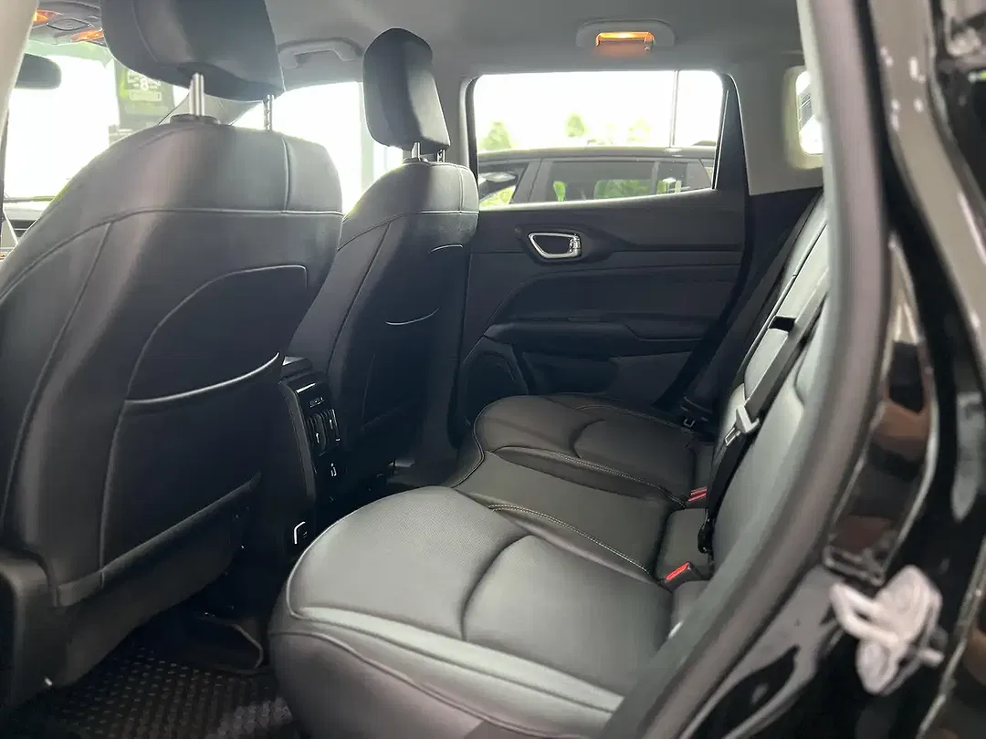 Jeep Compass - Thumbnail 10