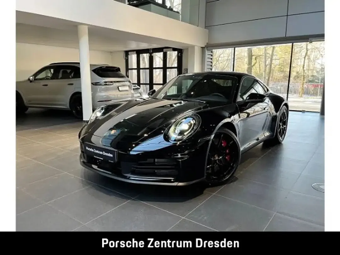 Porsche 992 - Thumbnail 1