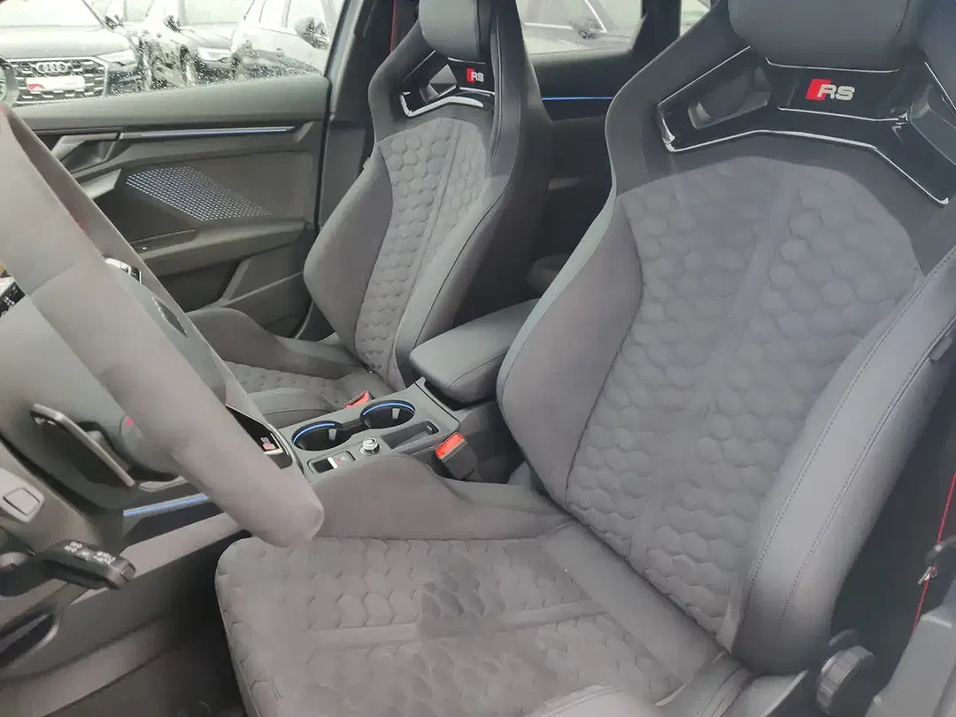 Audi RS3 - Thumbnail 11
