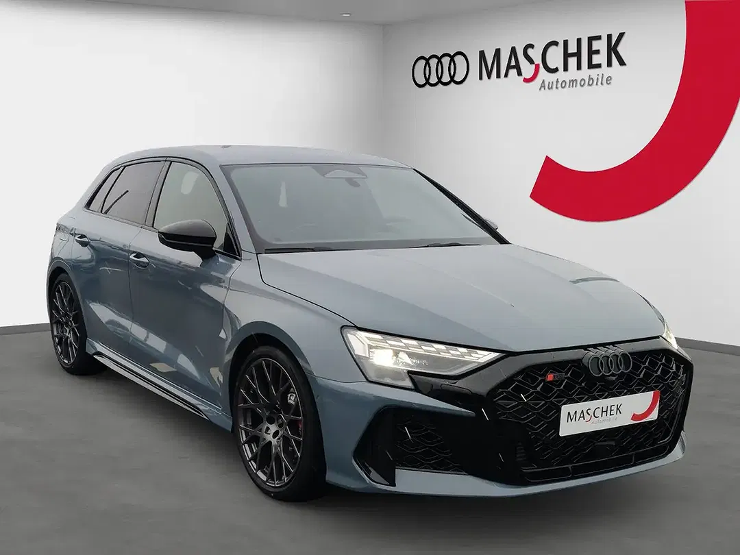 Audi RS3 - Thumbnail 6