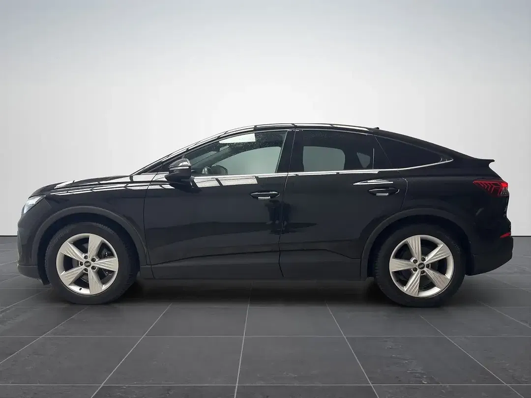 Audi Q4 e-tron - Thumbnail 3