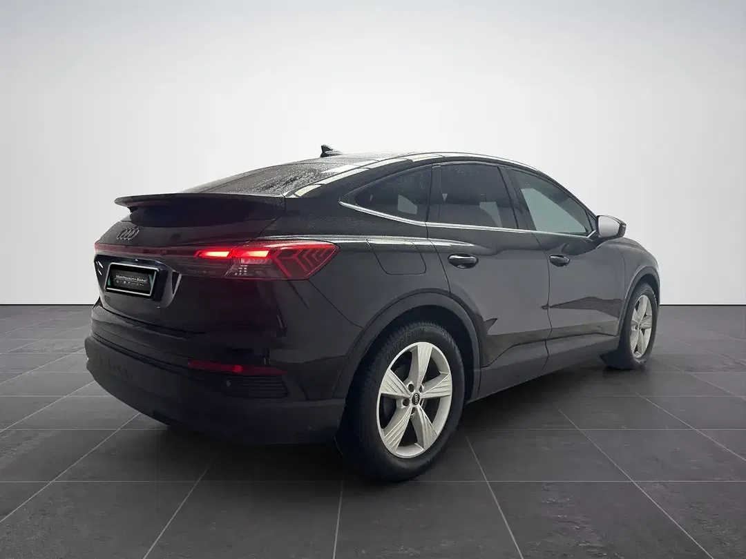 Audi Q4 e-tron - Thumbnail 6