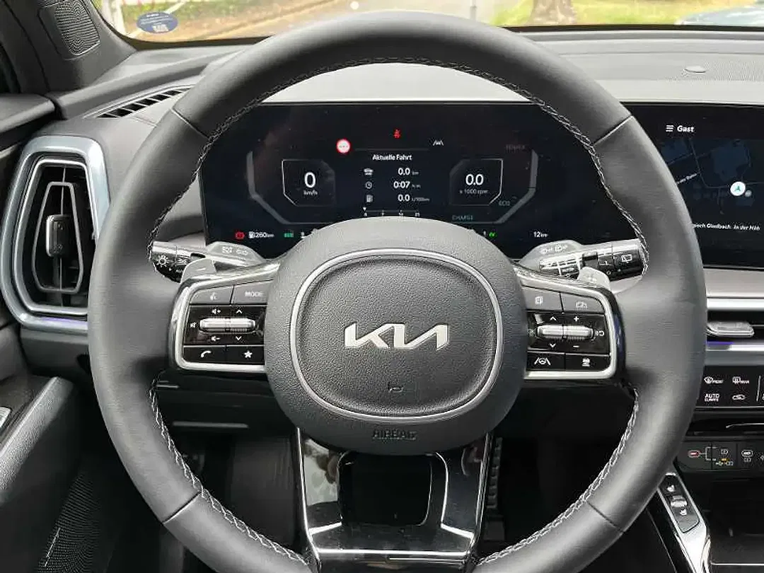 Kia Sorento - Thumbnail 12