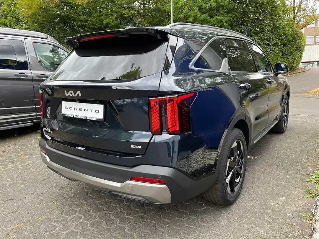 Kia Sorento - Thumbnail 4
