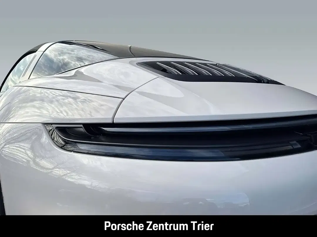 Porsche 992 - Thumbnail 12