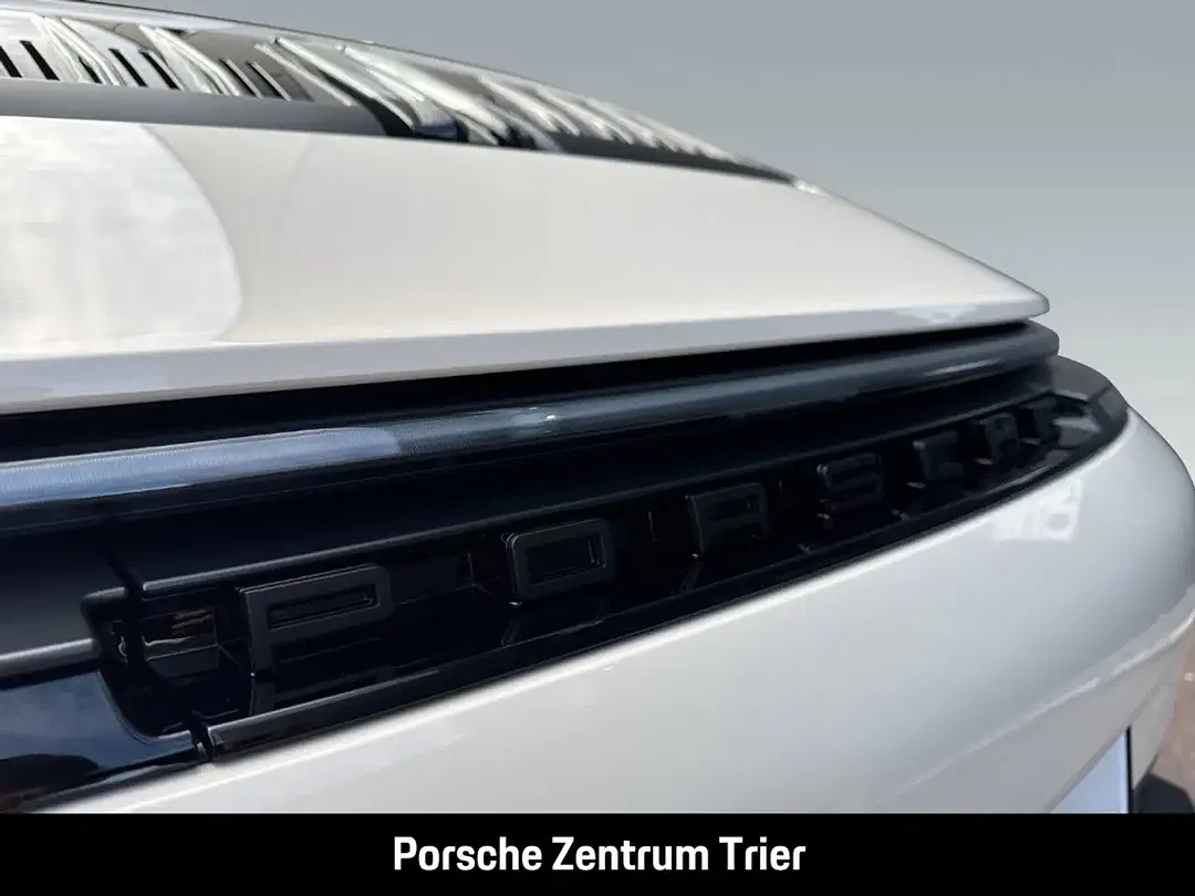 Porsche 992 - Thumbnail 13
