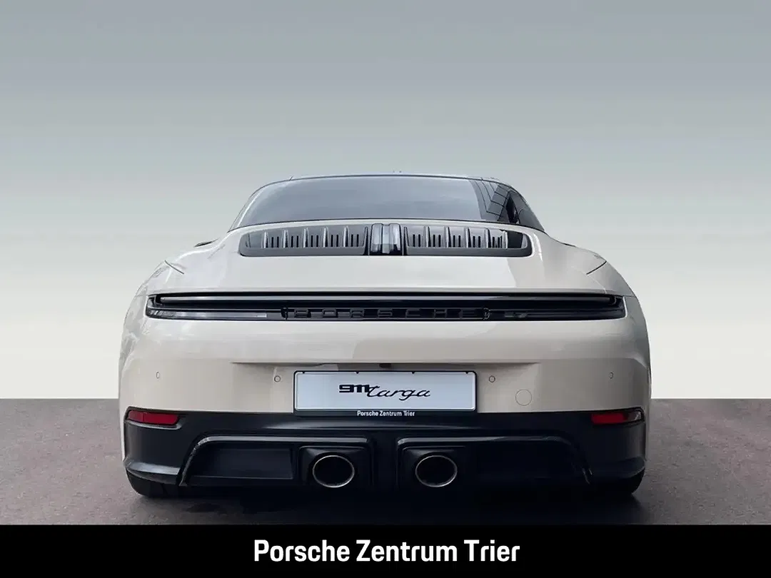 Porsche 992 - Thumbnail 7