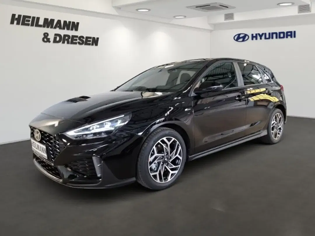 Hyundai i30 - Thumbnail 1