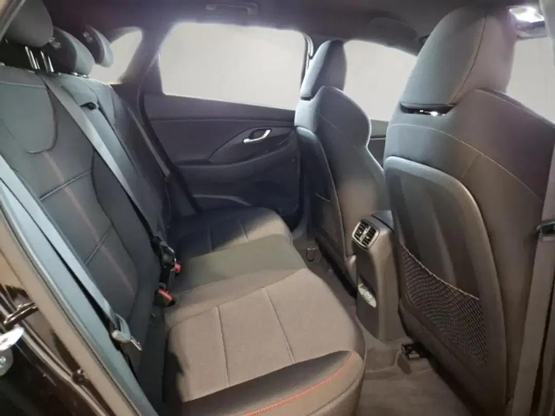 Hyundai i30 - Thumbnail 13