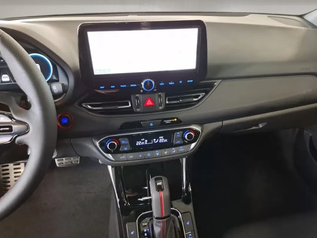 Hyundai i30 - Thumbnail 9