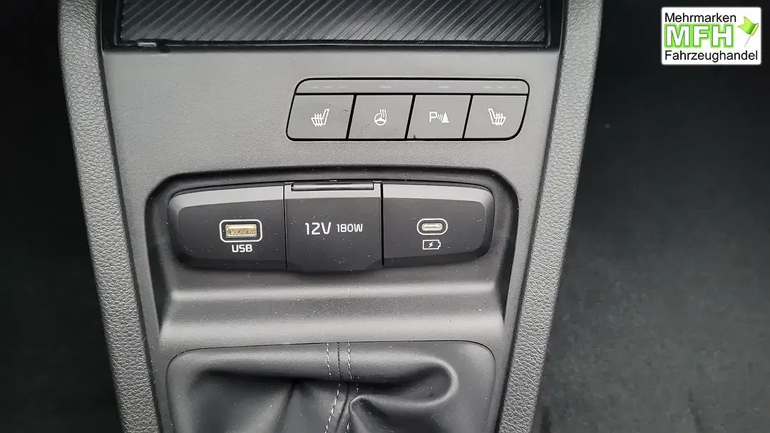 Kia Stonic - Thumbnail 11