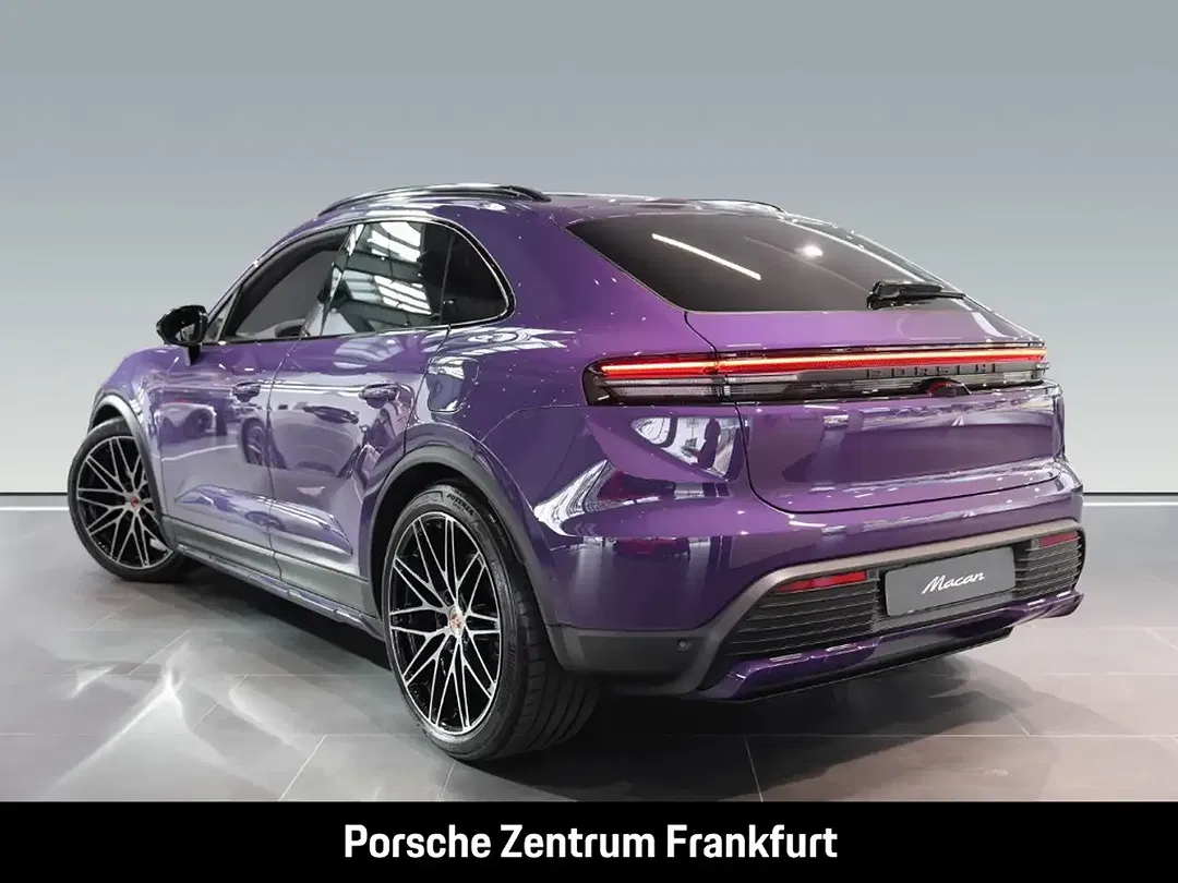 Porsche Macan - Thumbnail 2