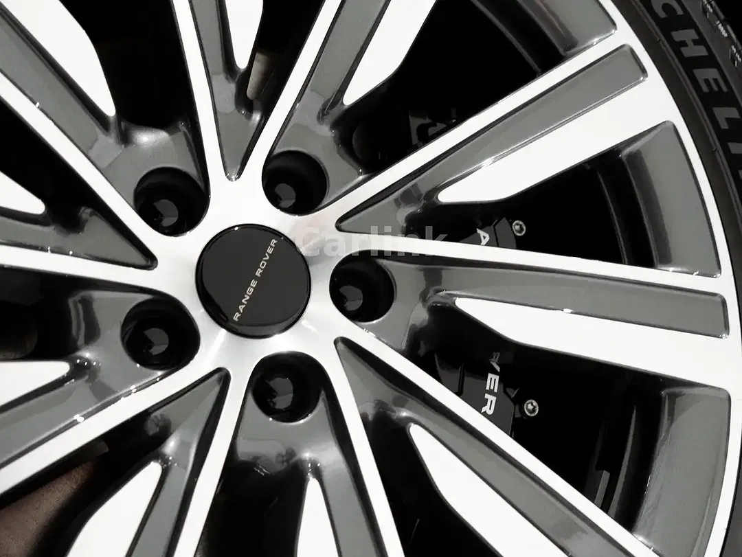 Land Rover Range Rover - Thumbnail 7