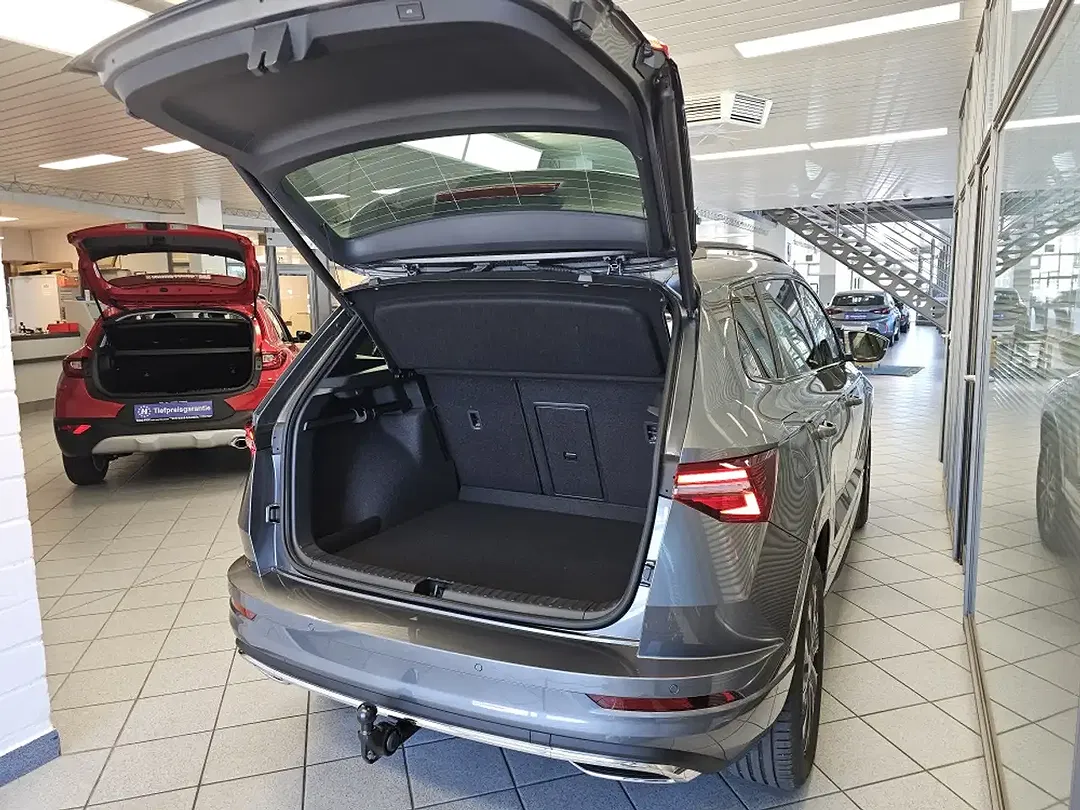 Skoda Karoq - Thumbnail 3