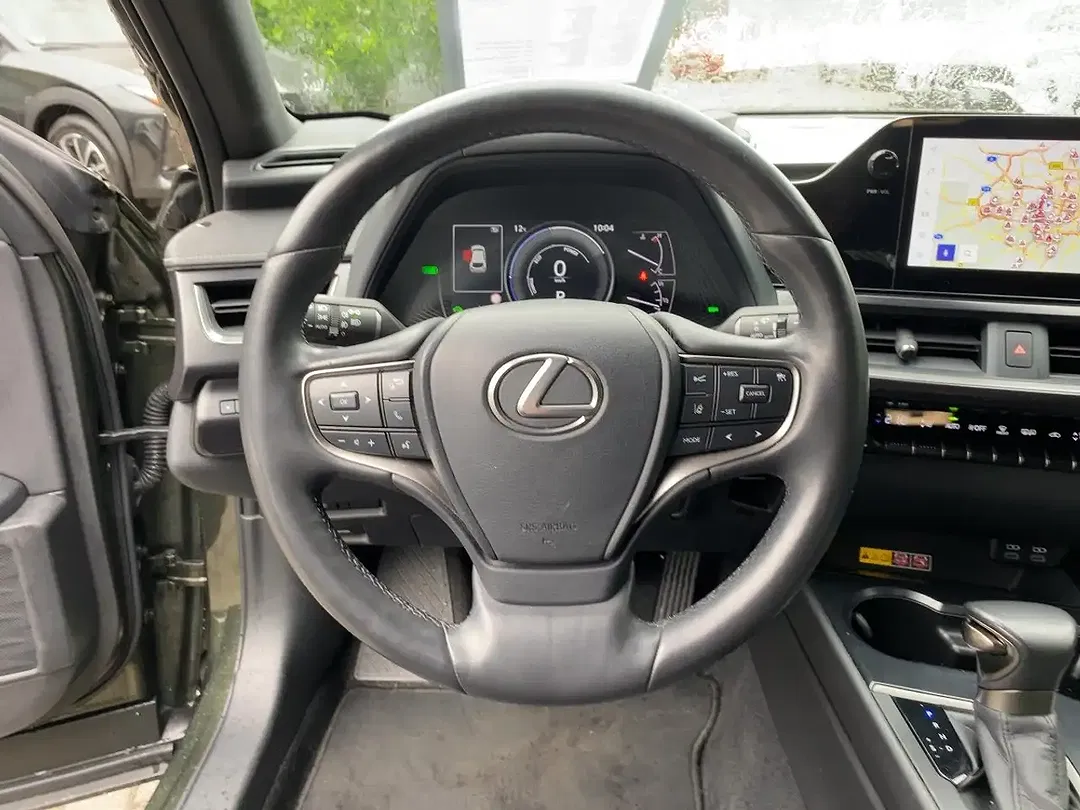Lexus UX 250h - Thumbnail 12