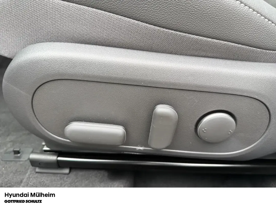 Hyundai KONA - Thumbnail 10