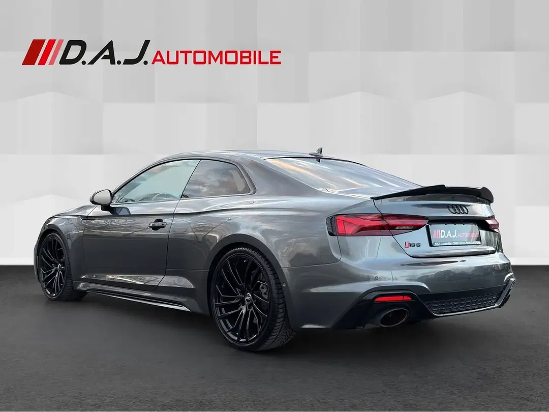 Audi RS5 - Thumbnail 3
